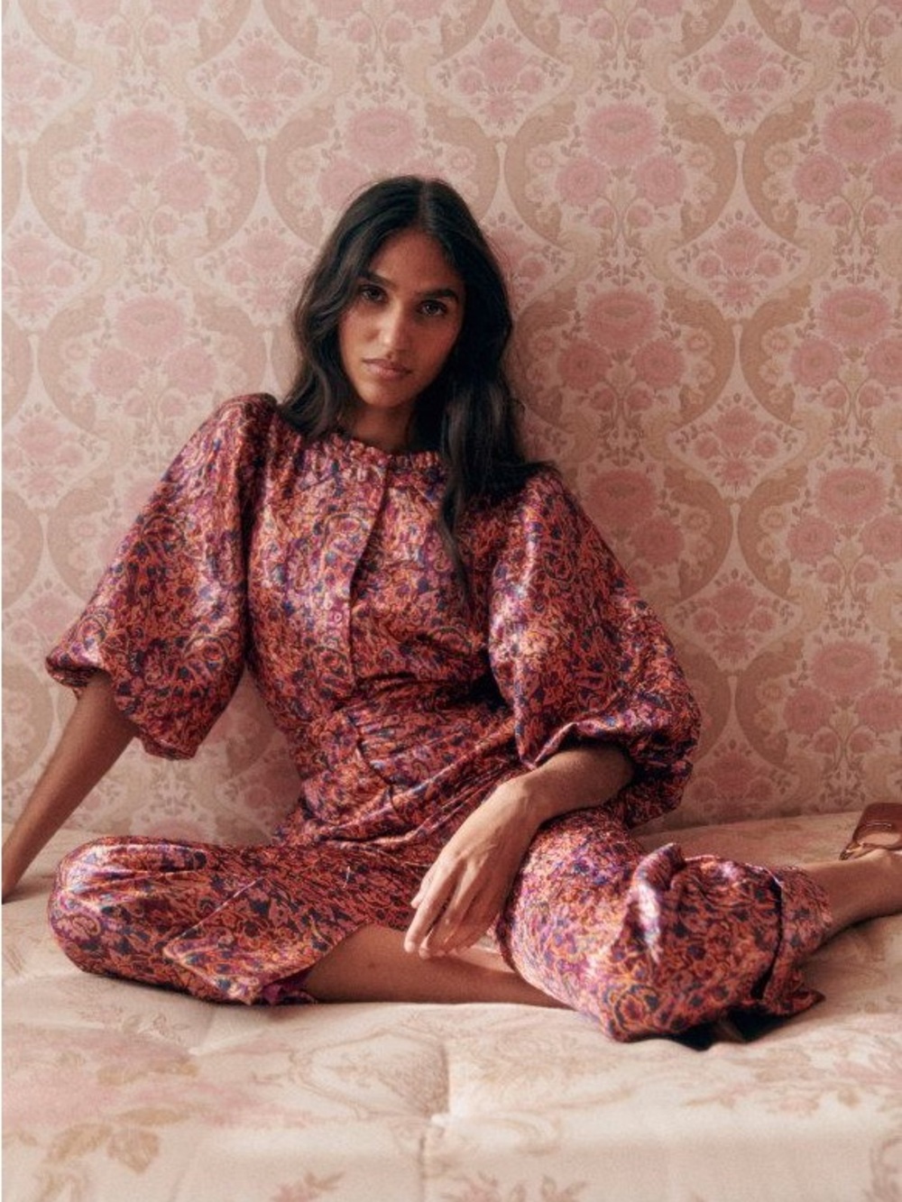 Floral Puff-Sleeve Satin Blouse in Pink